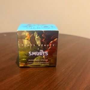 Fenty Beauty Smurfs Mushroom Sponge Set